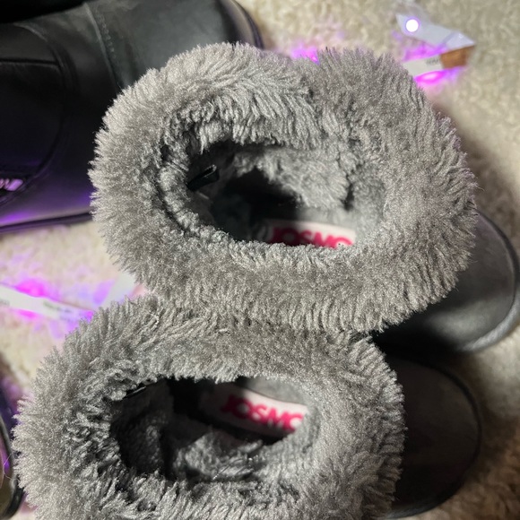 Like NEW Josmo toddler - Picture 5 of 8